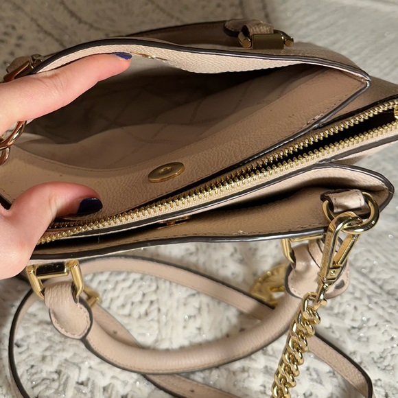 MICHAEL KORS crossbody tote - Picture 8 of 15